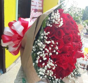 Arreglo Floral 50 Rosas #01097