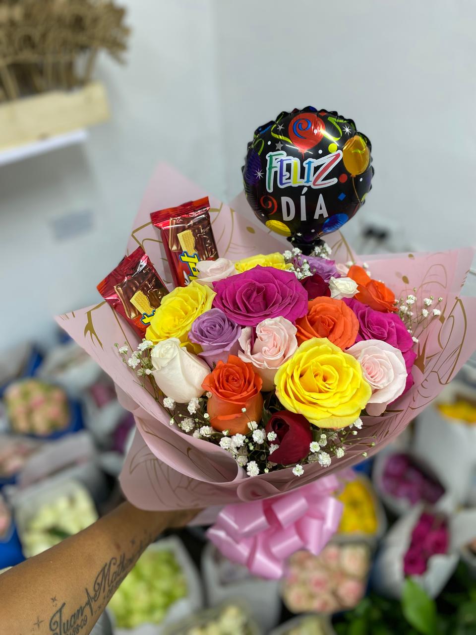 .Arreglo 15 Rosas #0137