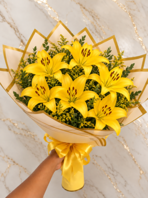 bouquet lirios amarillos sencillo en cartagena