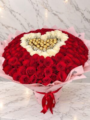 Bouquet o ramo Buchon corazon con ferreros